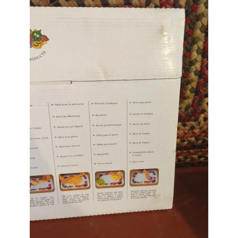 NOS The Universal Kitchen Board Multiple uses ,Safety Glass, Holiday Basket